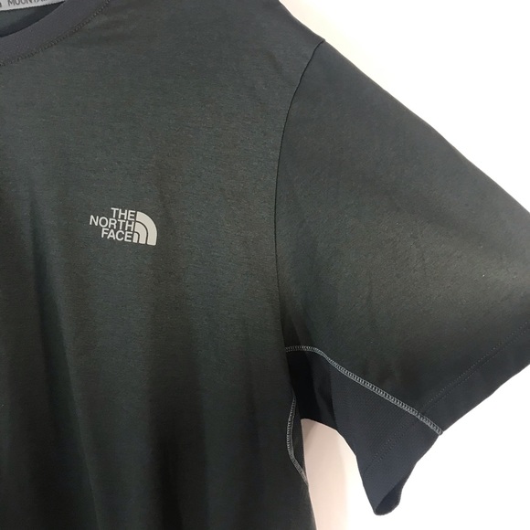 *THE NORTH FACE* Grey Ampere Short Sleeve Crew - Picture 2 of 5